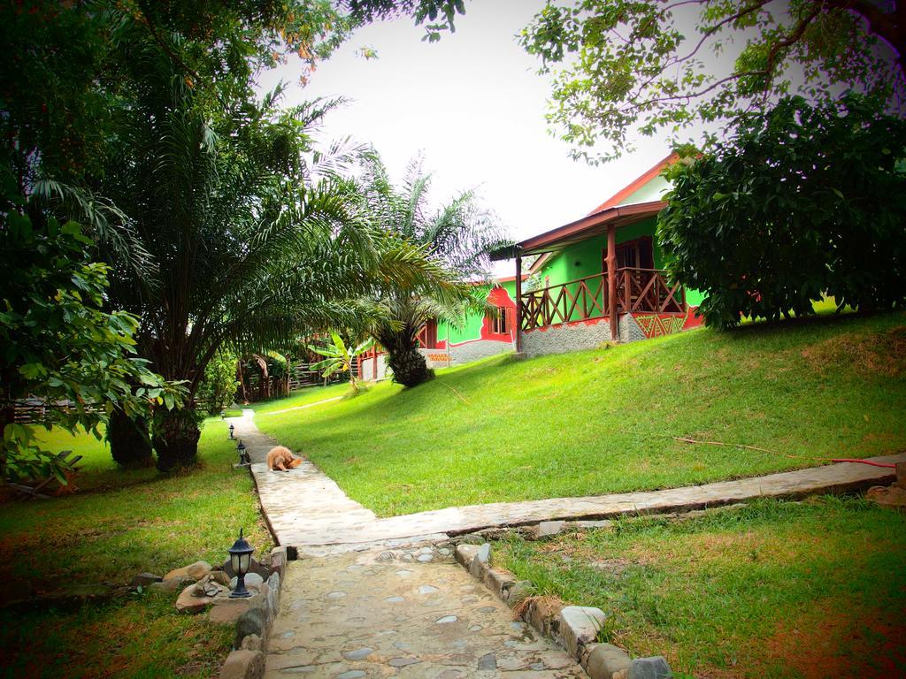 Cocoa Village Guesthouse Obo  Exterior photo